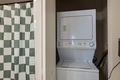360 W Washington Avenue #712, Madison, WI 53703 - Photo 19