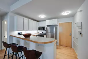 360 W Washington Ave, Madison, WI 53703 - Photo 5
