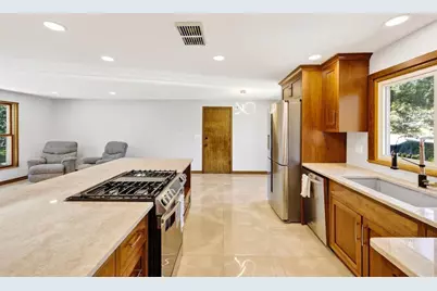 18345 Harvest Lane, Brookfield, WI 53045 - Photo 13