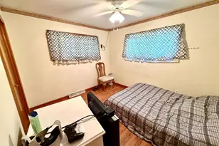 265 E Memorial Dr, Janesville, WI 53545 - Photo 11
