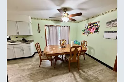 265 E Memorial Drive, Janesville, WI 53545 - Photo 5