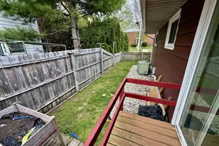 265 E Memorial Dr, Janesville, WI 53545 - Photo 19