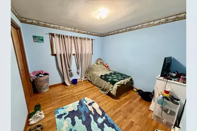 265 E Memorial Drive, Janesville, WI 53545 - Photo 9