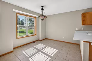 4817 Marsh Rd, Madison, WI 53718 - Photo 9