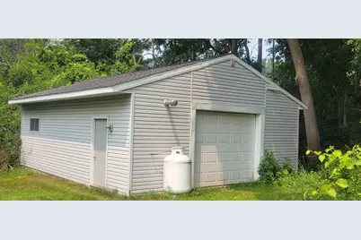 304 10th Avenue, Baraboo, WI 53913 - Photo 35