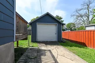 1207 Chandler St, Madison, WI 53715 - Photo 13