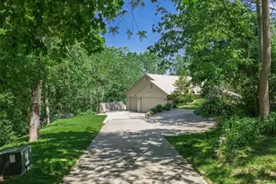 S9194 Dam Heights Rd, Prairie Du Sac, WI 53578 - Photo 5