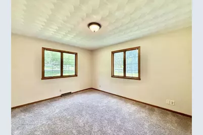 2450 S Lathers Road, Beloit, WI 53511 - Photo 23