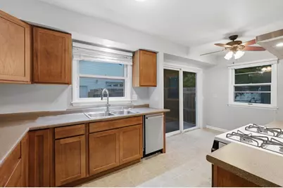 4234 Portland Parkway, Madison, WI 53714 - Photo 11