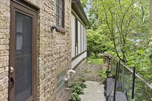 1122 Spaight St, Madison, WI 53703 - Photo 43