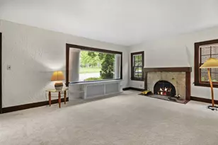 1122 Spaight St, Madison, WI 53703 - Photo 7