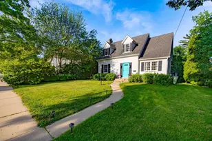 332 Robert St, Fort Atkinson, WI 53538 - Photo 3