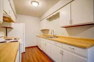 58 Sunfish Ct, Madison, WI 53713 - Photo 7