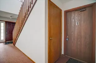 58 Sunfish Ct, Madison, WI 53713 - Photo 3