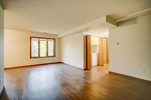 58 Sunfish Ct, Madison, WI 53713 - Photo 5