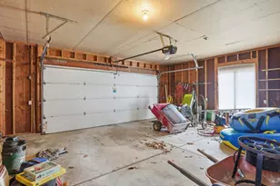 2029 Skyline Dr, Stoughton, WI 53589 - Photo 89