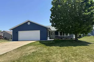 2259 Dupont Dr, Janesville, WI 53546 - Photo 31
