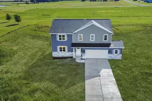 N6220 Blarney Stone Dr, Albany, WI 53502 - Photo 3