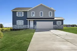N6220 Blarney Stone Dr, Albany, WI 53502 - Photo 5