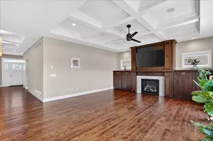 9025 Royal Oaks Cir, Verona, WI 53593 - Photo 7
