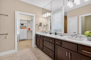 9025 Royal Oaks Cir, Verona, WI 53593 - Photo 19