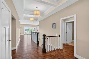 9025 Royal Oaks Cir, Verona, WI 53593 - Photo 5