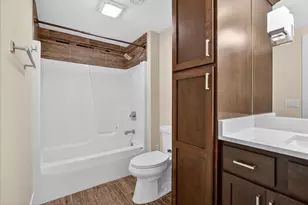 9025 Royal Oaks Cir, Verona, WI 53593 - Photo 45