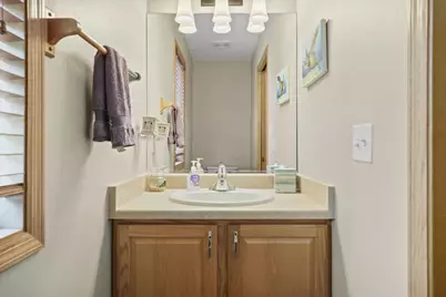 422 Bailey Drive, Madison, WI 53718 - Photo 17