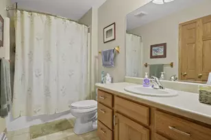 422 Bailey Dr, Madison, WI 53718 - Photo 29