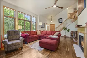 422 Bailey Dr, Madison, WI 53718 - Photo 5