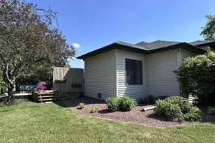2426 N Sumac Dr, Janesville, WI 53545 - Photo 45