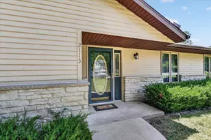 2113 Yorkshire Dr, Beloit, WI 53511 - Photo 3