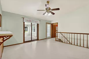 2113 Yorkshire Dr, Beloit, WI 53511 - Photo 13