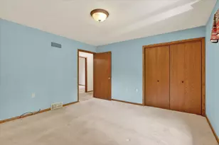 2113 Yorkshire Dr, Beloit, WI 53511 - Photo 23