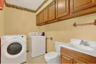 2113 Yorkshire Drive, Beloit, WI 53511 - Photo 17