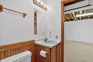 2113 Yorkshire Dr, Beloit, WI 53511 - Photo 33