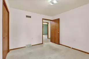 2113 Yorkshire Dr, Beloit, WI 53511 - Photo 27