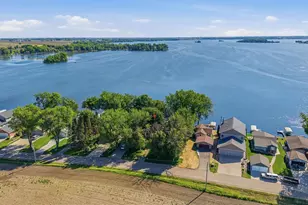 N10644 Howard Dr, Fox Lake, WI 53933 - Photo 5