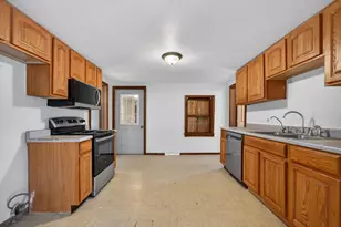 972 Philhower Rd, Beloit, WI 53511 - Photo 7
