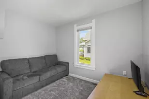 440 N Chatham St, Janesville, WI 53548 - Photo 35