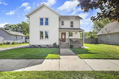 440 N Chatham Street, Janesville, WI 53548 - Photo 1