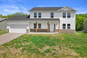 603 E Maple Beach Dr, Edgerton, WI 53534 - Photo 1