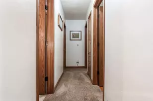 807 E Holiday Dr, Beloit, WI 53511 - Photo 21
