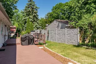 807 E Holiday Dr, Beloit, WI 53511 - Photo 45