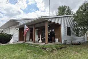 1210 Arndt St, Fort Atkinson, WI 53538 - Photo 1