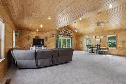 332 E Madison Avenue, Milton, WI 53563 - Photo 9
