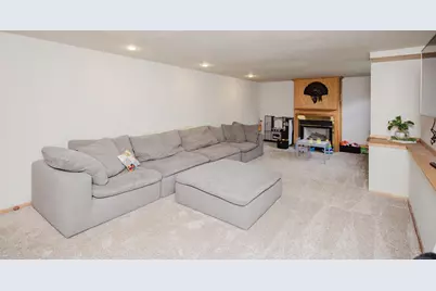 1422 Ellen Avenue, Madison, WI 53716 - Photo 33