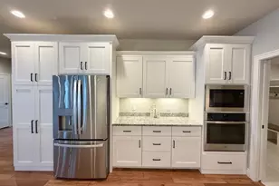 Unit 7 1 Bellflower Dr, DeForest, WI 53532 - Photo 7