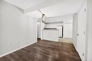 6720 Fairhaven Rd, Madison, WI 53719 - Photo 5