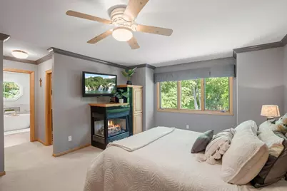W305N2373 Maple Avenue, Pewaukee, WI 53072 - Photo 23